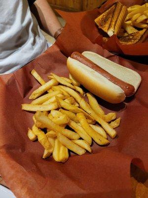 Kid's hot dog