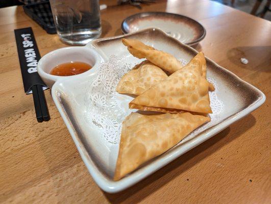 Crab wonton