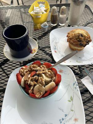 Half order of oatmeal with fruit. Blueberry muffin, and tea