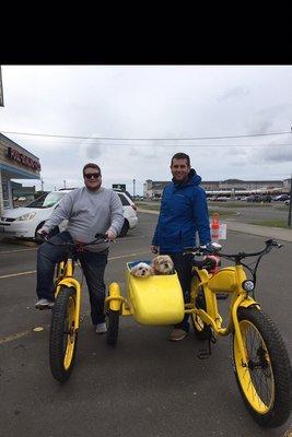 We now have a side car bike for your little one or your dog(s)!