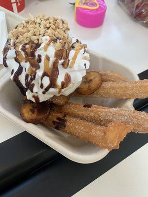 Single churros sundae