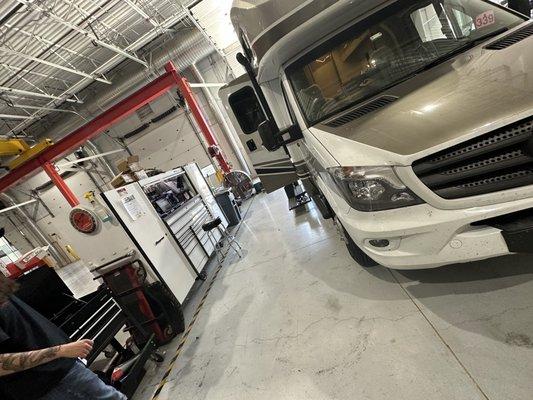 Service bay Cummins service center Las Vegas