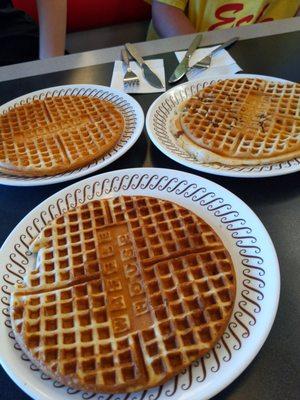 Waffles, serviceable! waffles pre syrup!!!