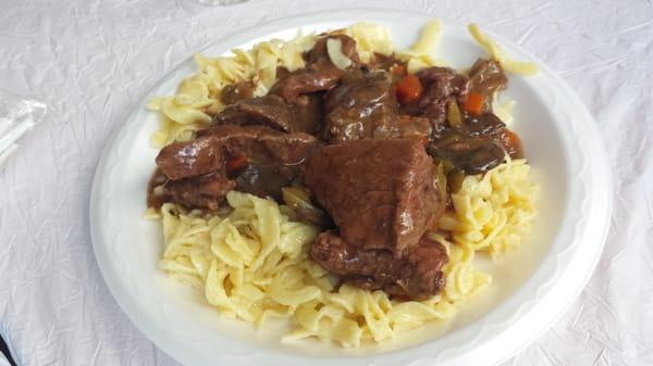 Boeuf Bourguignon au Riz...serving until 9pm