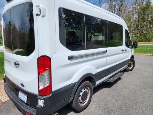 tint all around on this Ford Transit