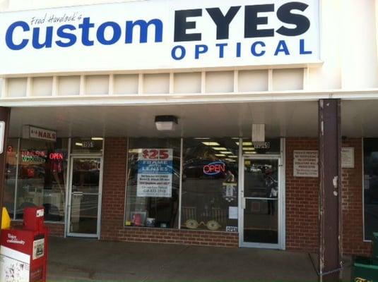 Custom Eyes Optical