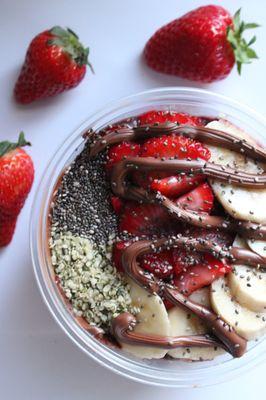 Tasty Healthy Choc Nudella. 
Acai, Nutella, Chia Seeds, Hemp seeds, Banana, Strawberrys