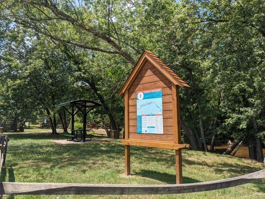 Trailhead at Glenn C Hilton Jr. Memorial Park