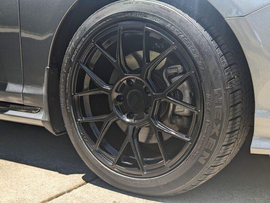 Motegi Racing 18" black satin