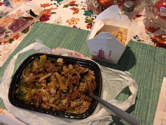 Mongolian beef with brown rice & broccoli. Very tasty!!