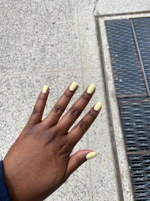 gel manicure - pastel yellow