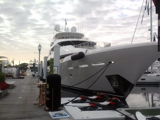 Premiere Boat Detailing