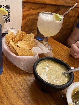 Queso and Chips