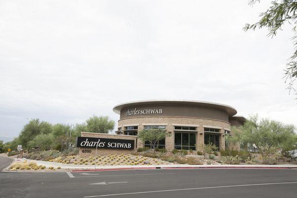 Charles Schwab - Phoenix, AZ - Exterior (1)