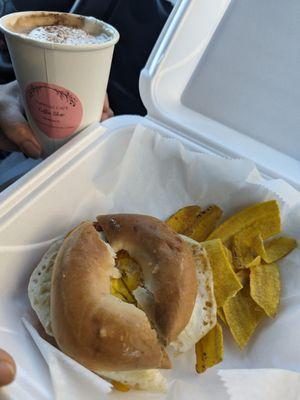 Bagels with Ham, Egg, and Cheese