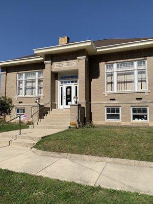 The library in Roachdale