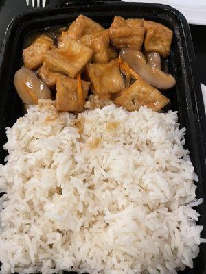 Braised tofu on rice