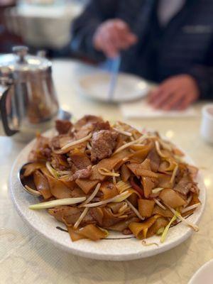 K06. Beef Chow Fun - @rayz