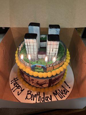 UA High School from My Hero Academia cake!