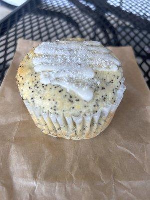 Lemon poppyseed muffin