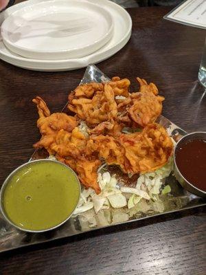 Veggie pakora apps, delish!