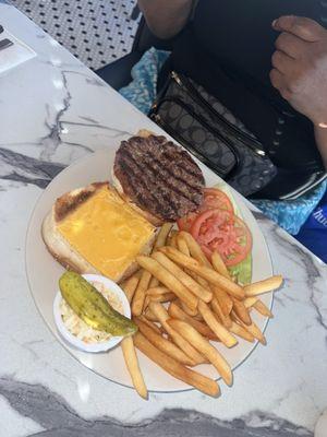 Bacon Cheeseburger with fries