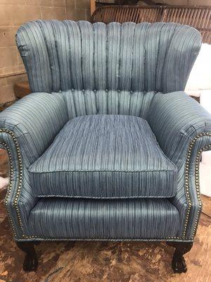 Crown Upholstery & Refinishing