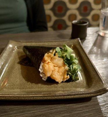 Spicy Scallop Hand Roll