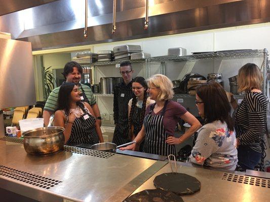 Dessert class in action