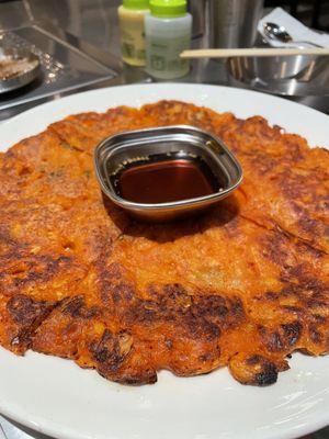 Kimchi pancake (pajeon)