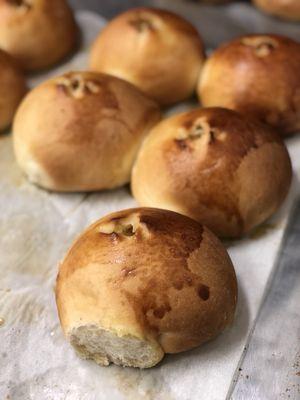 Pan de coco - Coconut filled bread buns