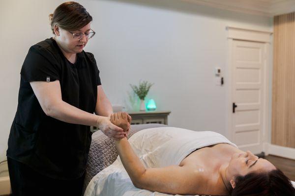 Immerse yourself in pure relaxation with our Signature Radiant Massage. A blend of Swedish, deep tissue, and aromatherapy techniques