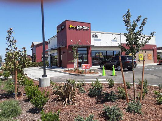 New Del Taco in The Nugget Center on Blue Oaks Blvd.