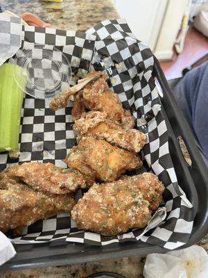 Garlic parm wings