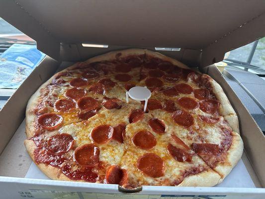 Pepperoni pizza, medium with sweet sauce.