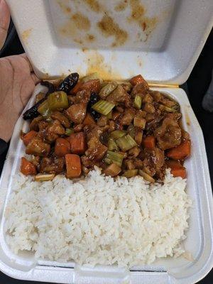 Kung Pao chicken lunch special with no soup pictured