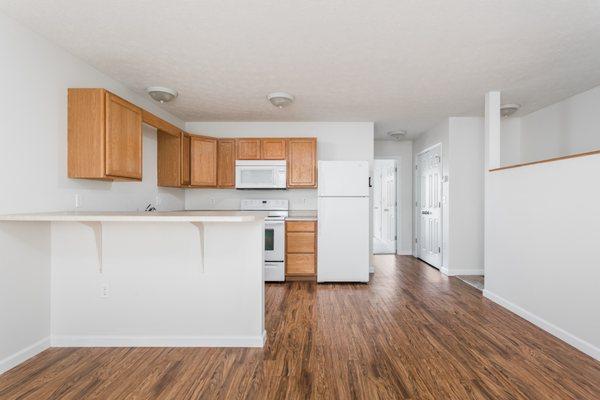 Interior - Kitchen / Breakfast Bar