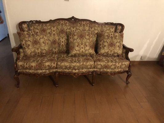 AFTER : Old Italian couches