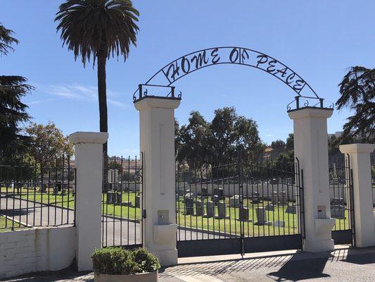 HOME OF PEACE CEMETERY