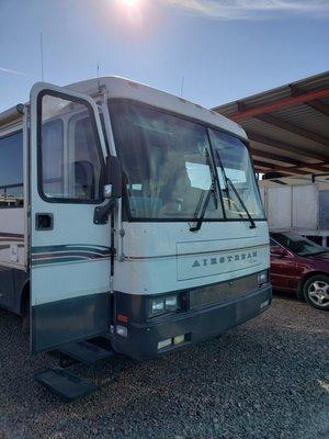 RV windshield replacement