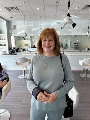 I had broken my wrist and needed a shampoo and blowout. It had good reviews so to tried it, was happy with my hairdresser.