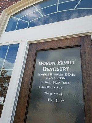 Dr. Wright's office knows customer service! Problem on a weekend? No problem! They came in, opened the office and took care of me.