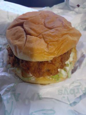 Crispy chicken sandwich