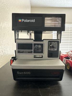 Polaroid Sun 600 camera