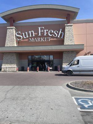 Ball's Sun Fresh Market