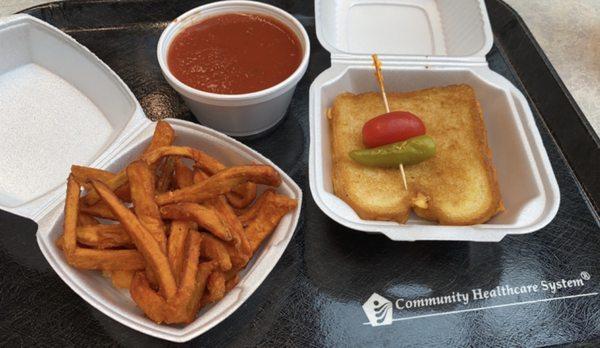 11/3/23 Grilled Cheese and tomato soup with sweet potato fries :)