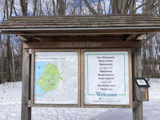 Trail map and welcome sign