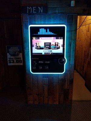 The jukebox is awesome and uses Bose speakers.