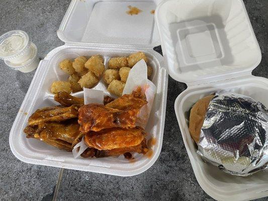 Mango Habanero / extra hot wings / tater tots / Jam Burger