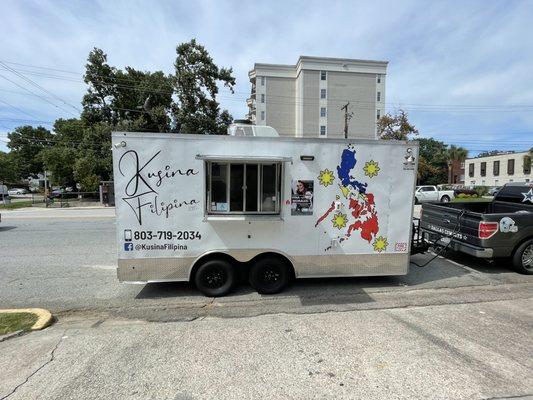 Food truck at Craft and Draft